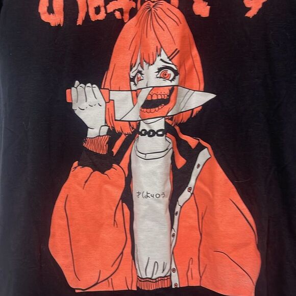 Hot Topic Black and peach Anime Graphic Tee - Picture 4 of 6